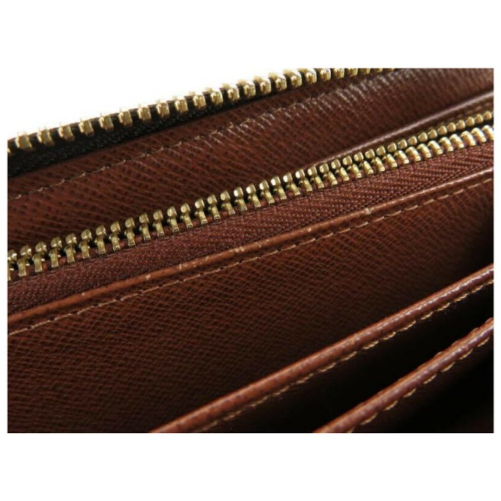 100% AUTH LOUIS VUITTON MONOGRAM ZIPPY WALLET - Picture 9 of 15